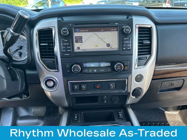 2017 Nissan TITAN SL
