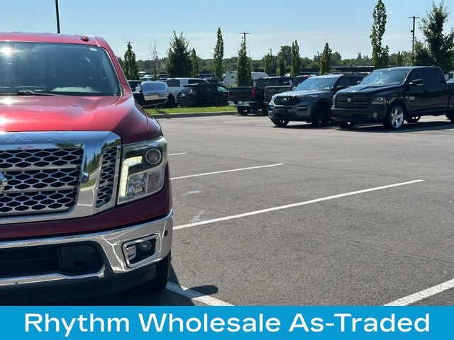 2017 Nissan TITAN SL