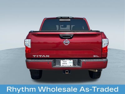 2017 Nissan TITAN SL