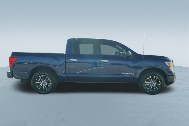 2021 Nissan TITAN Crew Cab SV 4x2