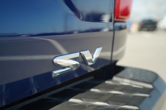 2021 Nissan TITAN Crew Cab SV 4x2