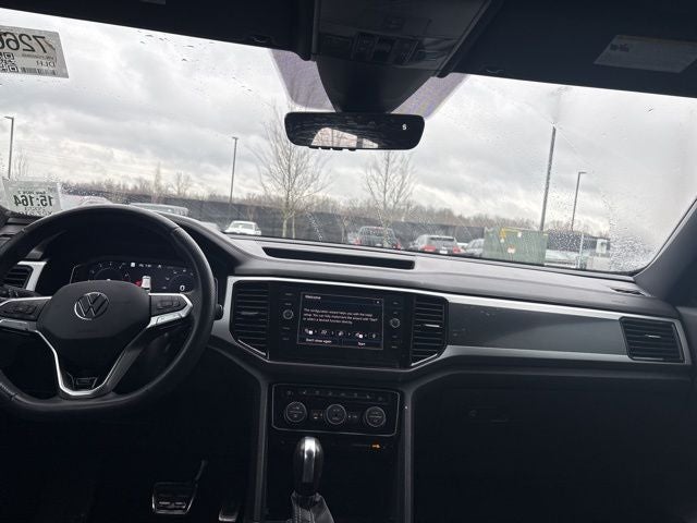 2023 Volkswagen Atlas Cross Sport 3.6L V6 SEL Premium R-Line