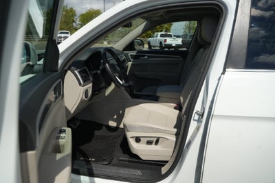 2021 Volkswagen Atlas 3.6L V6 SE w/Technology R-Line