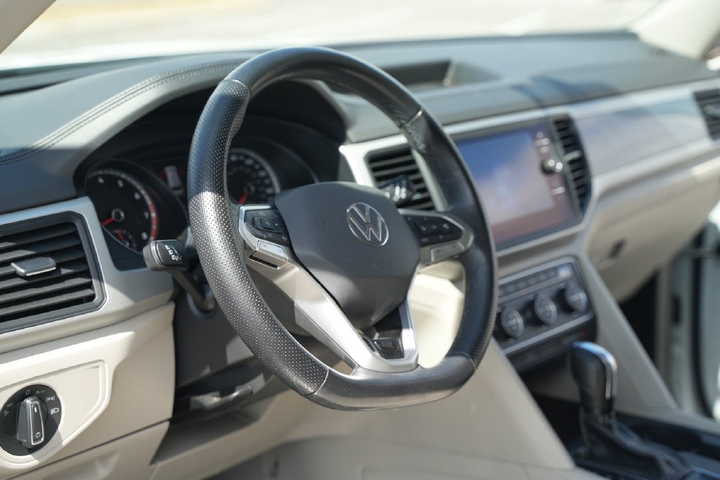 2021 Volkswagen Atlas 3.6L V6 SE w/Technology R-Line
