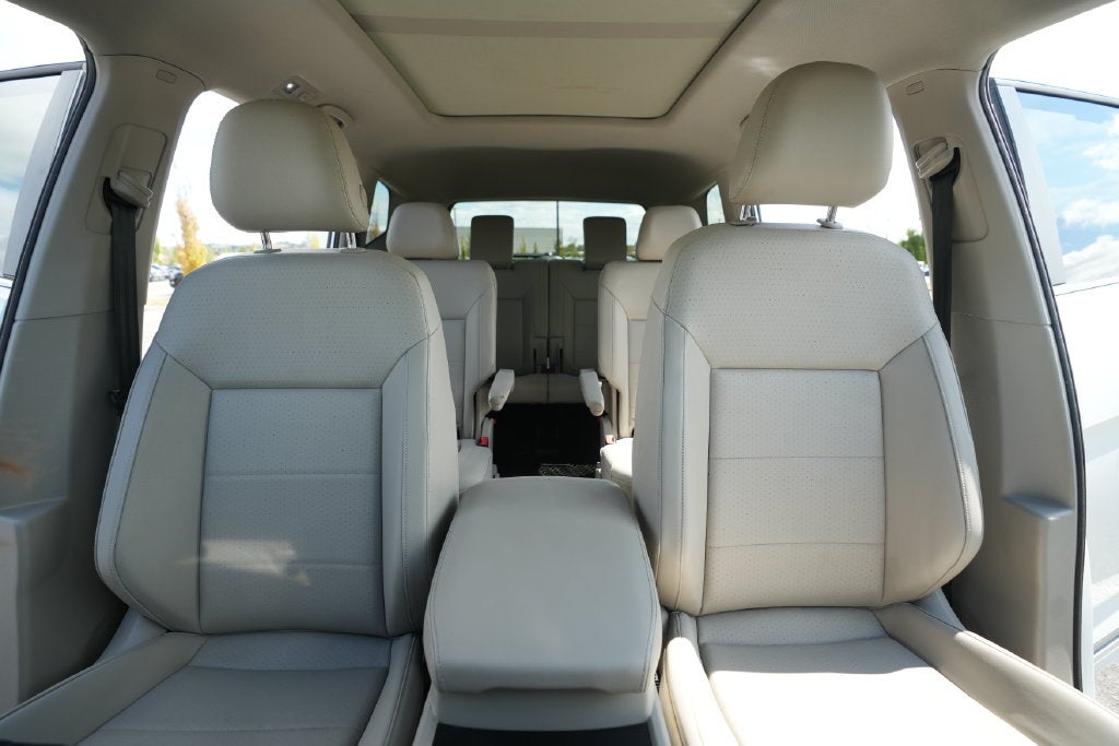 2021 Volkswagen Atlas 3.6L V6 SE w/Technology R-Line