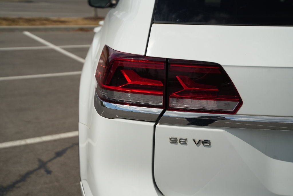 2021 Volkswagen Atlas 3.6L V6 SE w/Technology R-Line