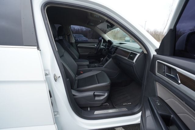 2021 Volkswagen Atlas 2.0T SE w/Technology