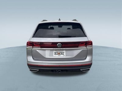 2025 Volkswagen Atlas 2.0T SE w/Technology