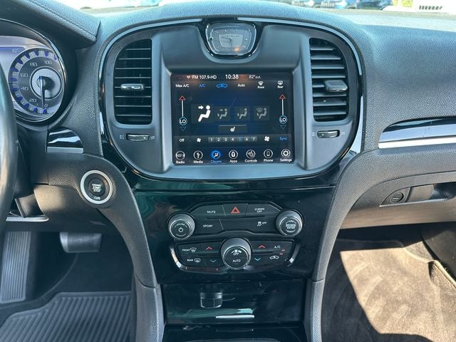2019 Chrysler 300 S
