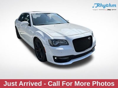 2023 Chrysler 300 C