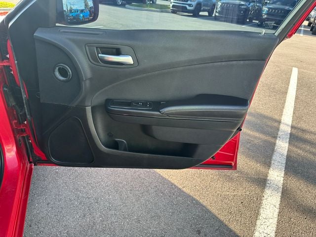 2018 Dodge Charger SXT