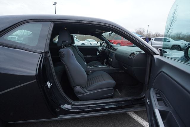 2012 Dodge Challenger SXT