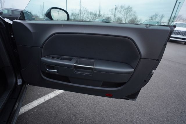 2012 Dodge Challenger SXT