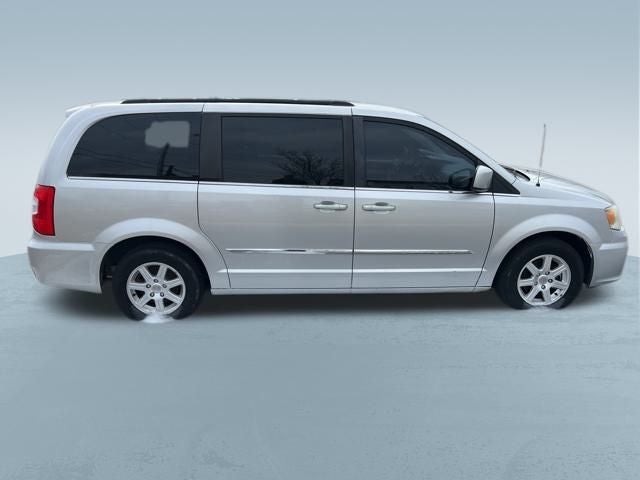 2012 Chrysler Town & Country Touring