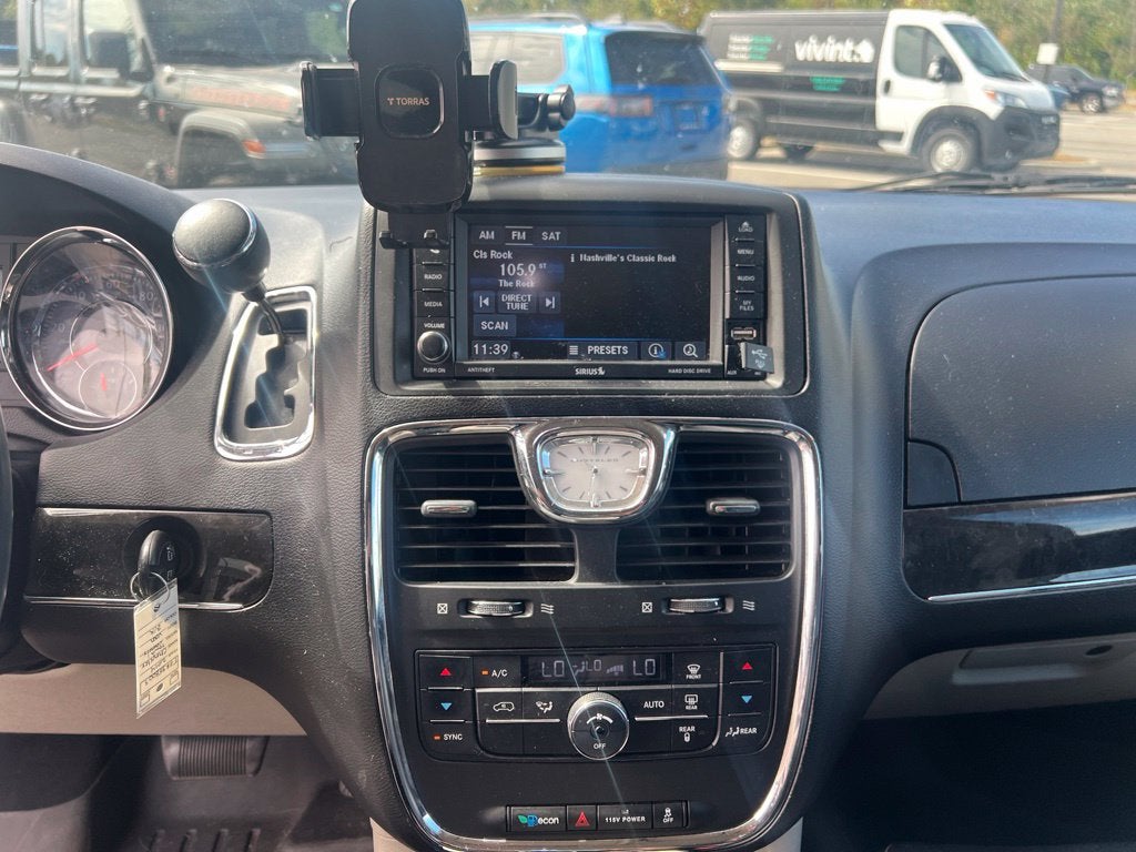 2014 Chrysler Town & Country Touring
