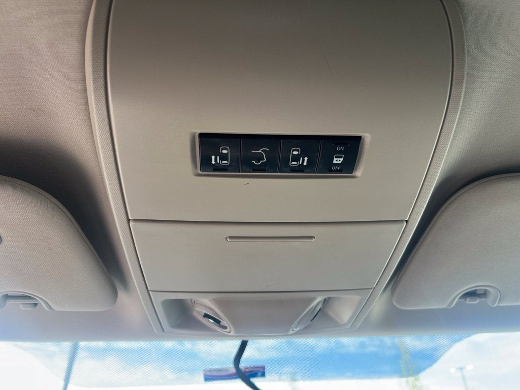2014 Chrysler Town & Country Touring