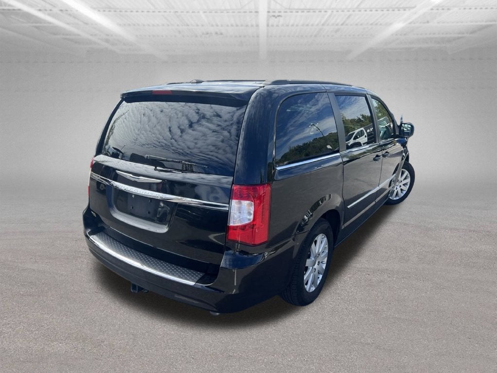 2014 Chrysler Town & Country Touring