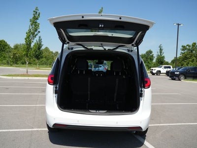 2027 Chrysler Pacifica PACIFICA SELECT