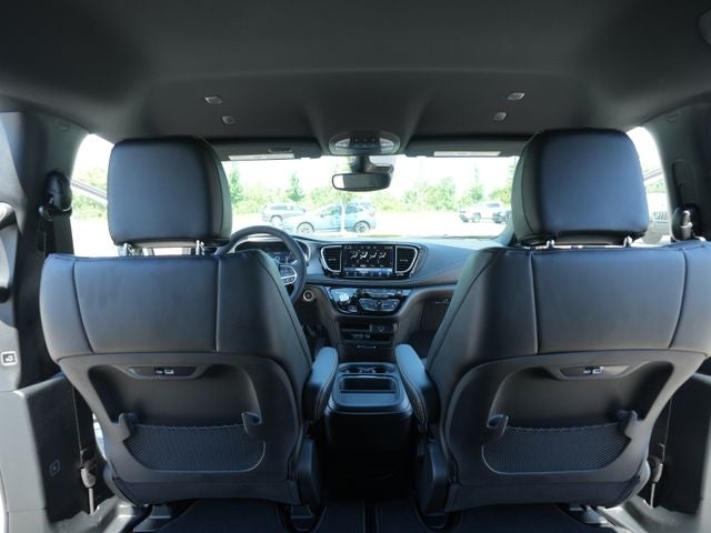 2027 Chrysler Pacifica PACIFICA SELECT