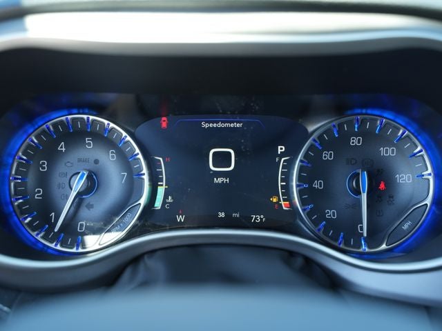 2027 Chrysler Pacifica PACIFICA SELECT