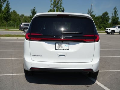 2027 Chrysler Pacifica PACIFICA SELECT