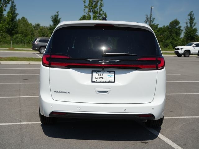 2027 Chrysler Pacifica PACIFICA SELECT