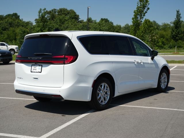 2027 Chrysler Pacifica PACIFICA SELECT
