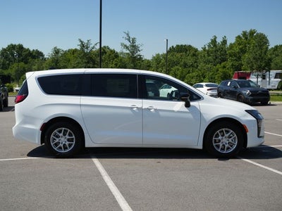 2027 Chrysler Pacifica PACIFICA SELECT