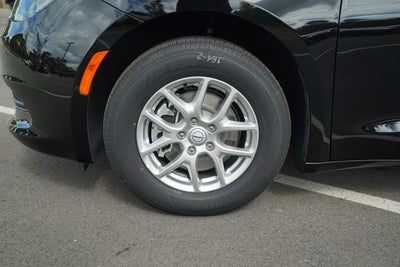 2026 Chrysler Voyager VOYAGER LX