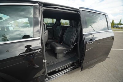 2026 Chrysler Voyager VOYAGER LX