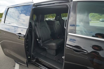 2026 Chrysler Voyager VOYAGER LX