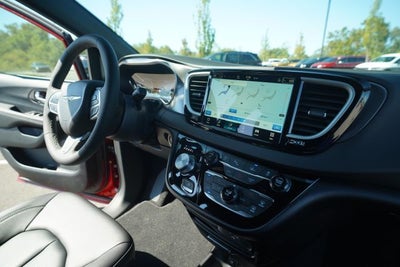 2026 Chrysler Voyager VOYAGER LX