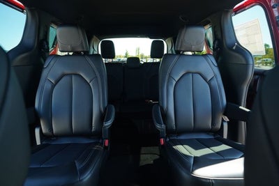 2026 Chrysler Voyager VOYAGER LX