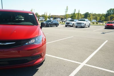 2026 Chrysler Voyager VOYAGER LX