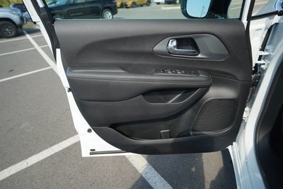 2026 Chrysler Voyager VOYAGER LX