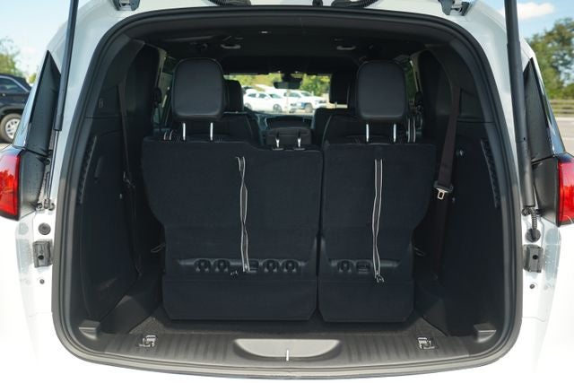 2026 Chrysler Voyager VOYAGER LX