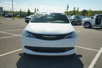 2026 Chrysler Voyager VOYAGER LX