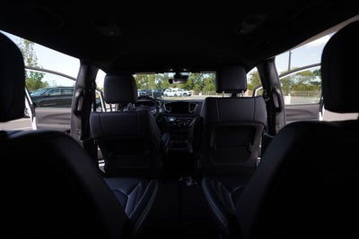 2026 Chrysler Voyager VOYAGER LX