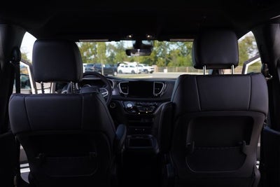 2026 Chrysler Voyager VOYAGER LX