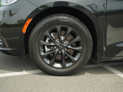 2021 Chrysler Pacifica Touring