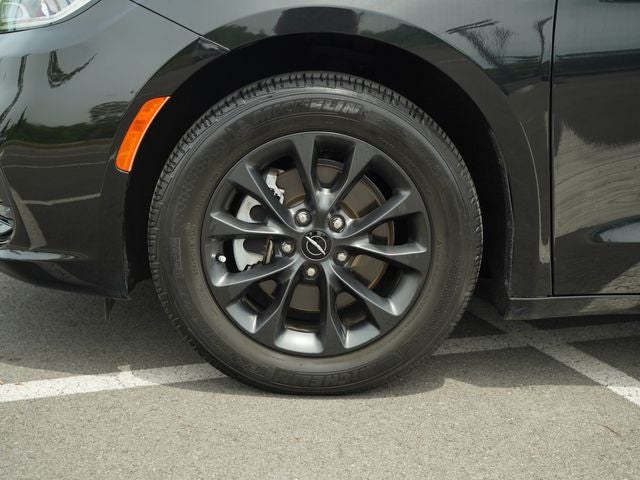 2021 Chrysler Pacifica Touring