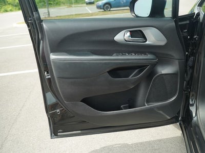 2021 Chrysler Pacifica Touring