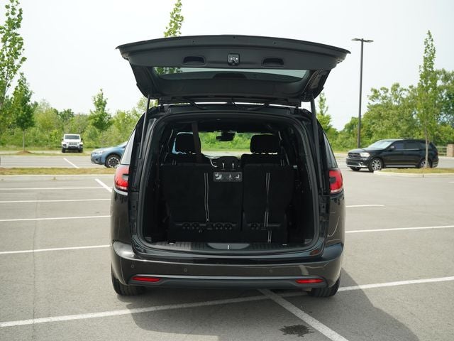 2021 Chrysler Pacifica Touring