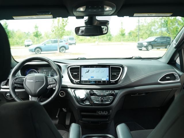 2021 Chrysler Pacifica Touring