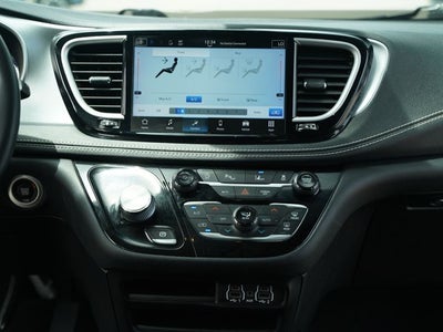 2021 Chrysler Pacifica Touring