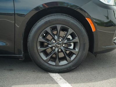 2021 Chrysler Pacifica Touring