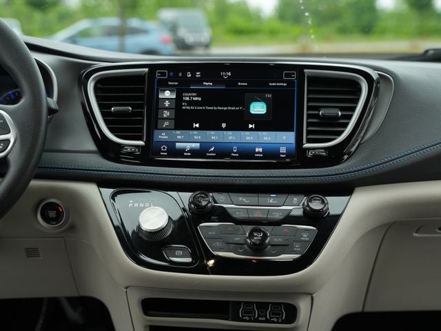 2021 Chrysler Pacifica Touring