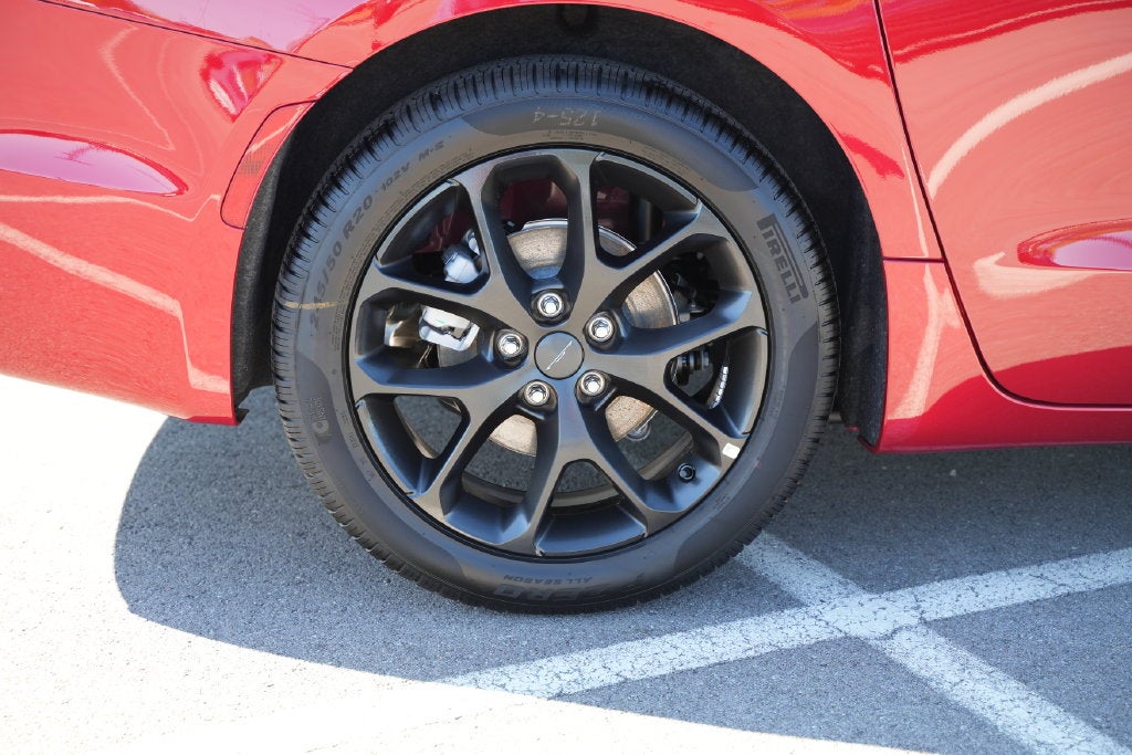 2027 Chrysler Pacifica Limited