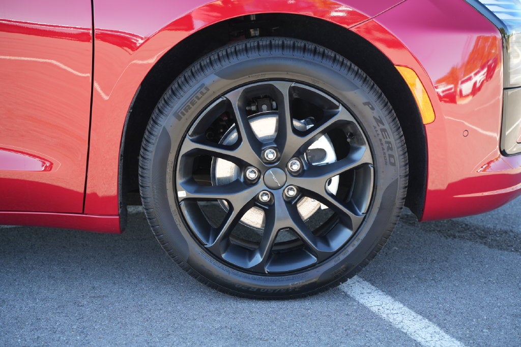 2027 Chrysler Pacifica Limited