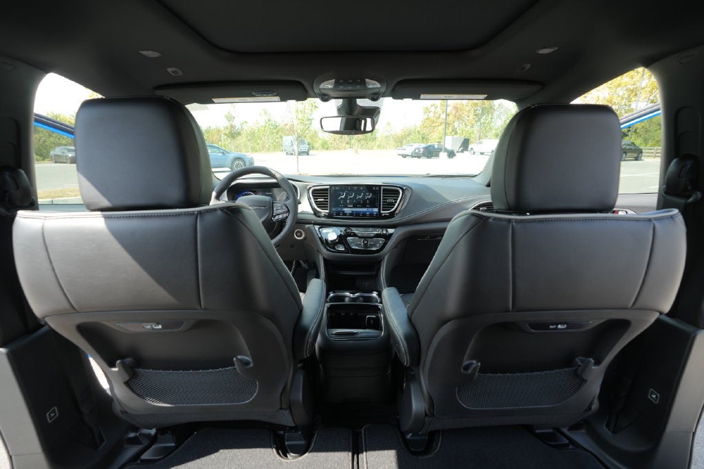 2027 Chrysler Pacifica Limited